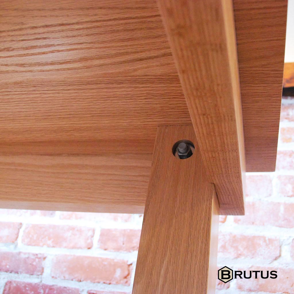 Vitto Dining Table